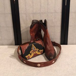 3-D Western style leather belt
